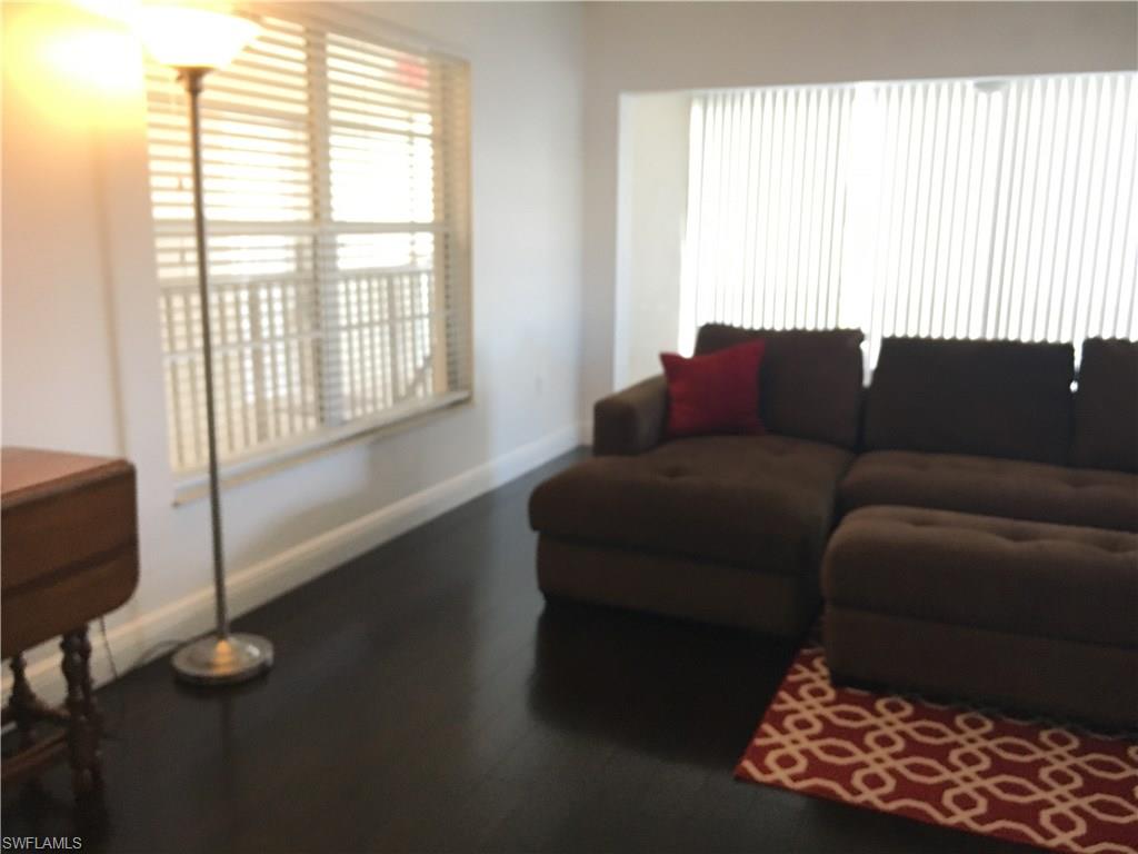 SWAN LAKE CLUB - Residential