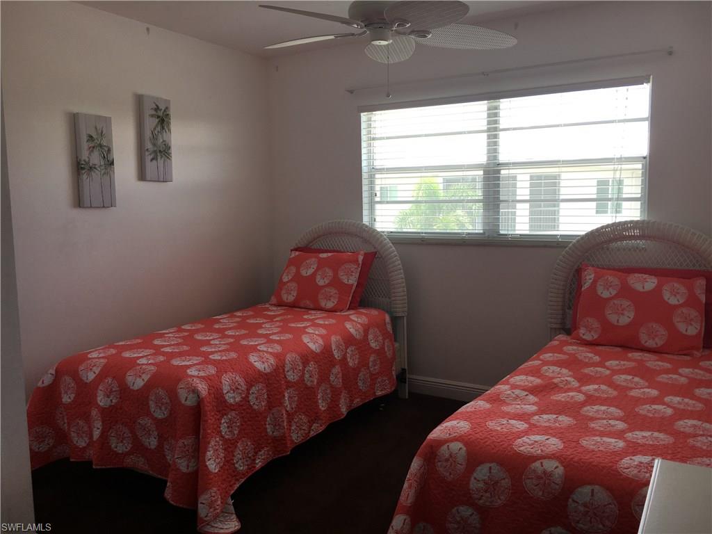 SWAN LAKE CLUB - Residential