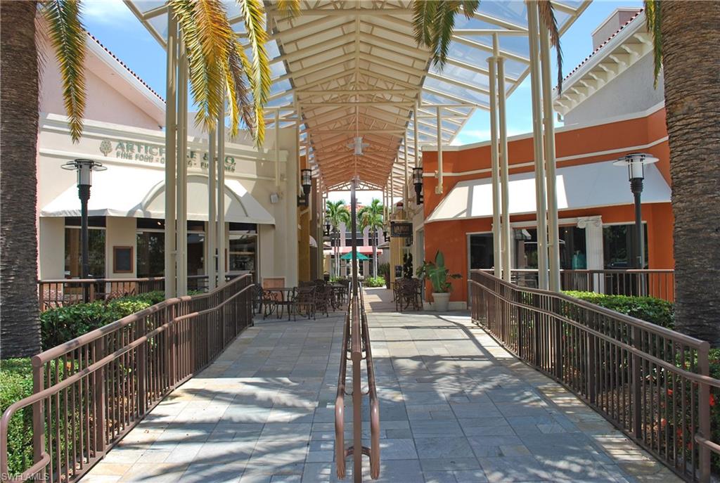 SWAN LAKE CLUB - Residential