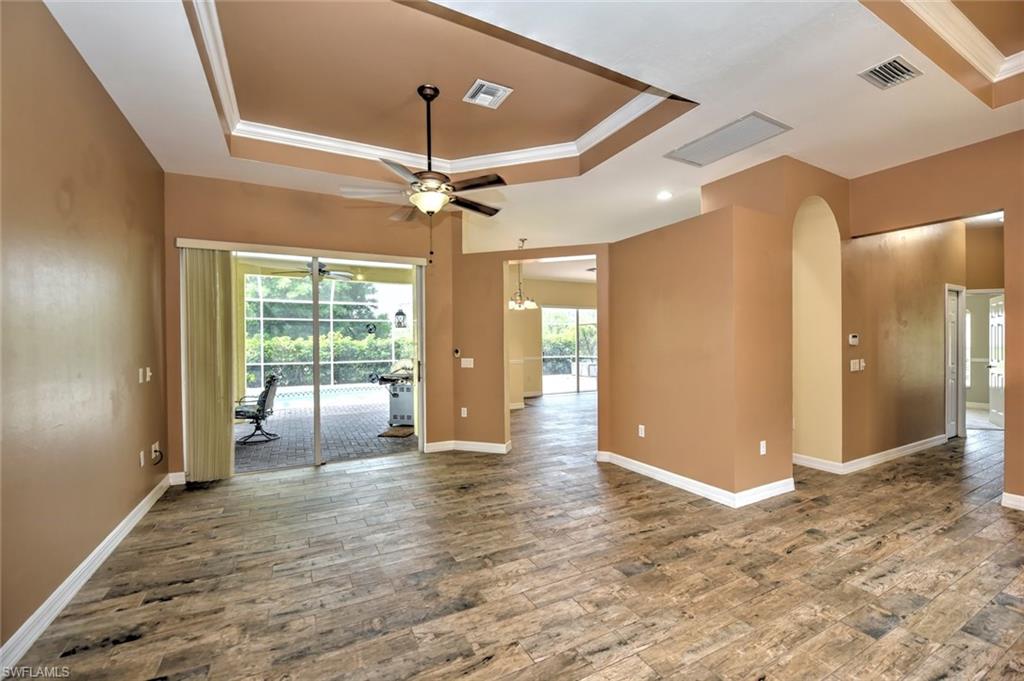 COUNTRY CLUB ESTATES - Residential