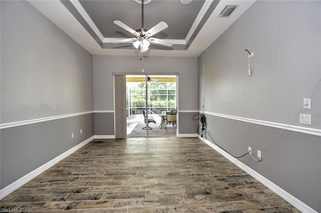 COUNTRY CLUB ESTATES - Residential