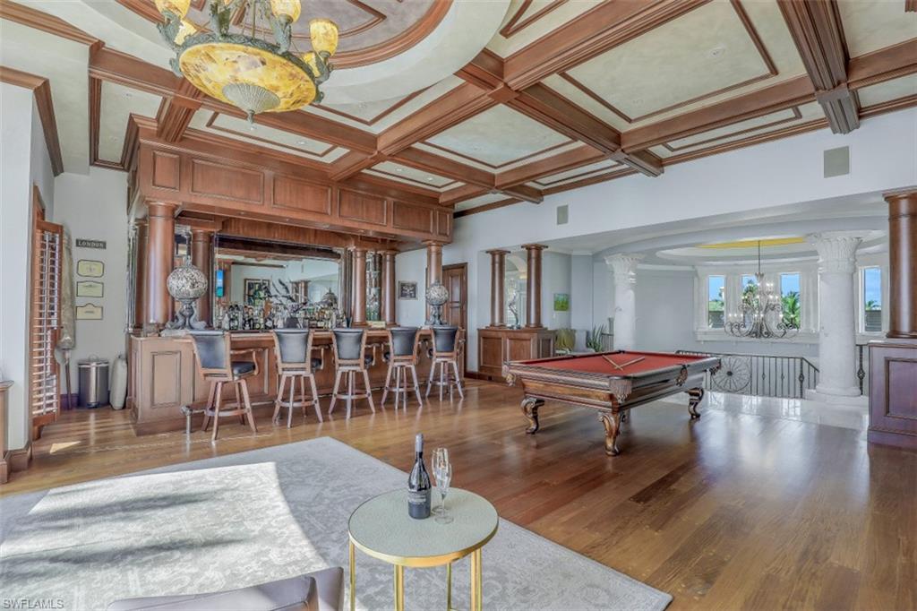 MARCO BEACH - Residential