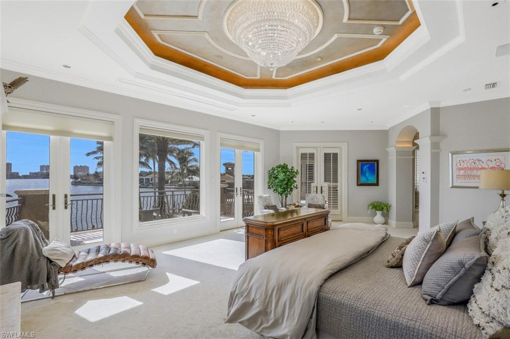 MARCO BEACH - Residential