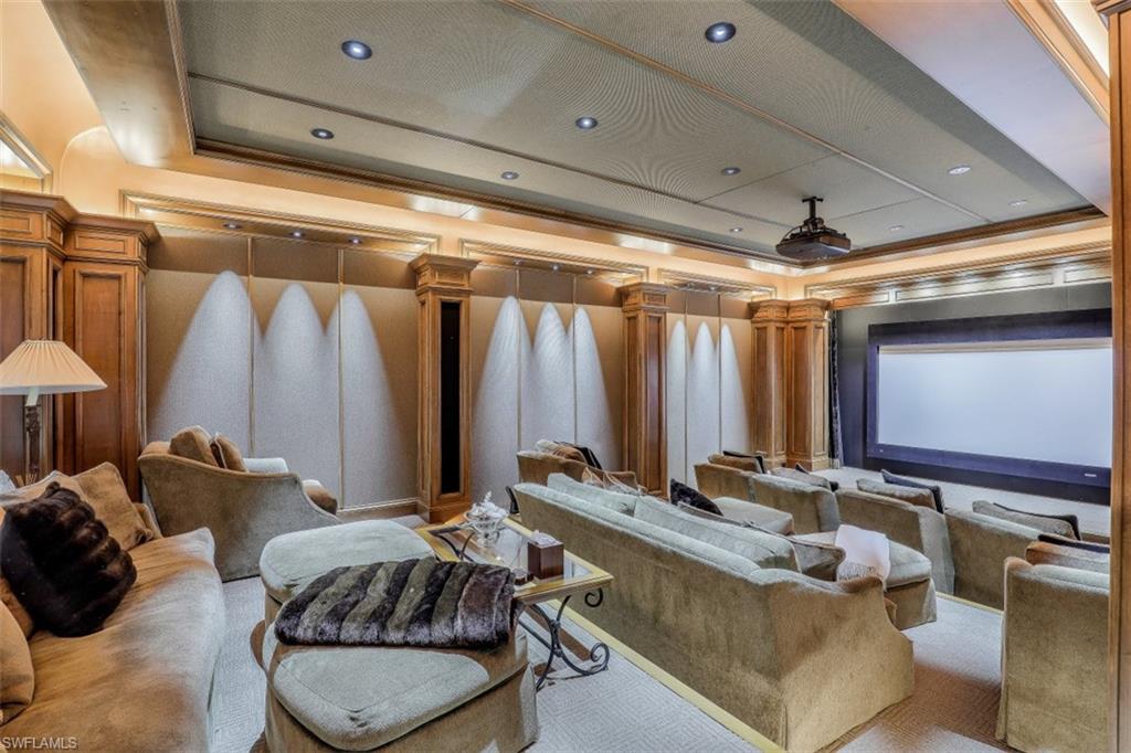 MARCO BEACH - Residential