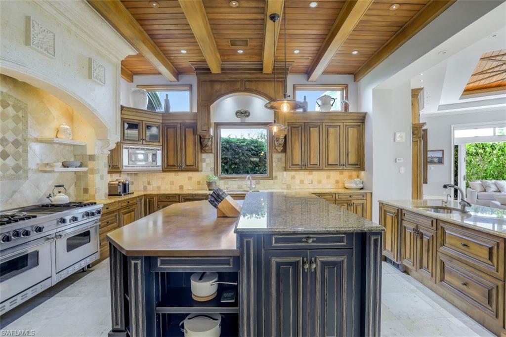 MARCO BEACH - Residential