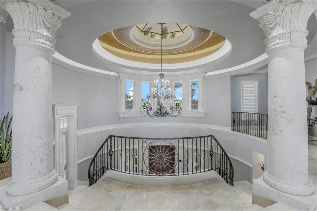 MARCO BEACH - Residential