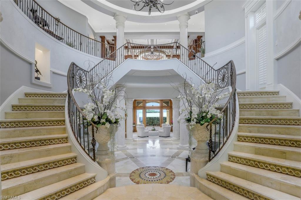 MARCO BEACH - Residential