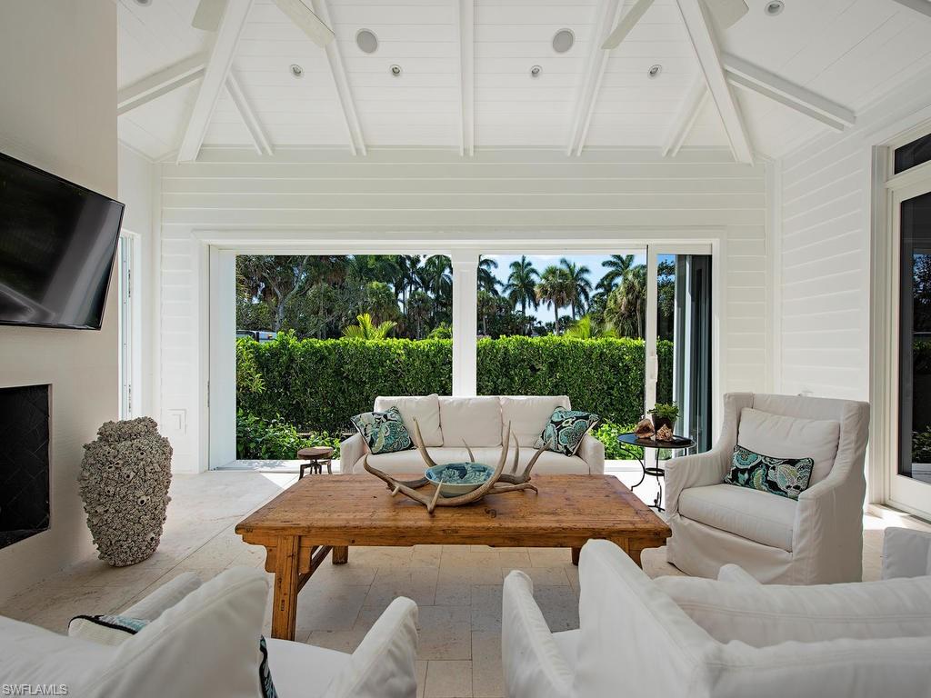 OLDE NAPLES - Residential