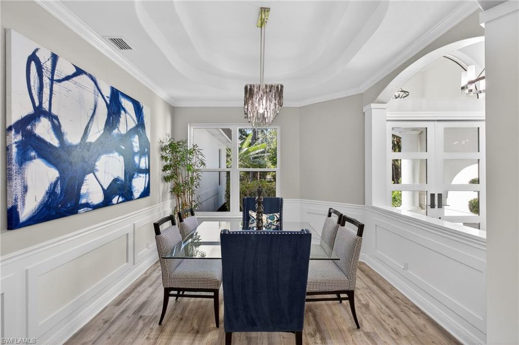 COLLIER WOODS - Residential