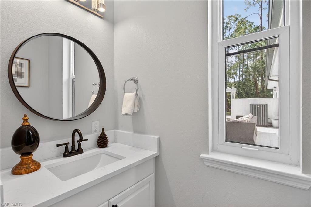 COLLIER WOODS - Residential