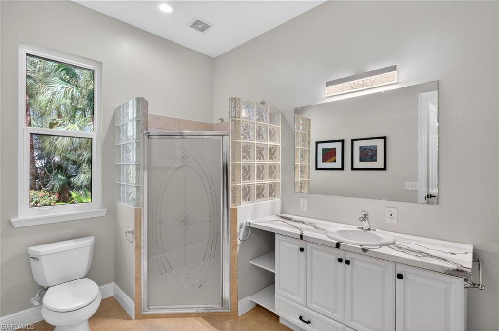 COLLIER WOODS - Residential