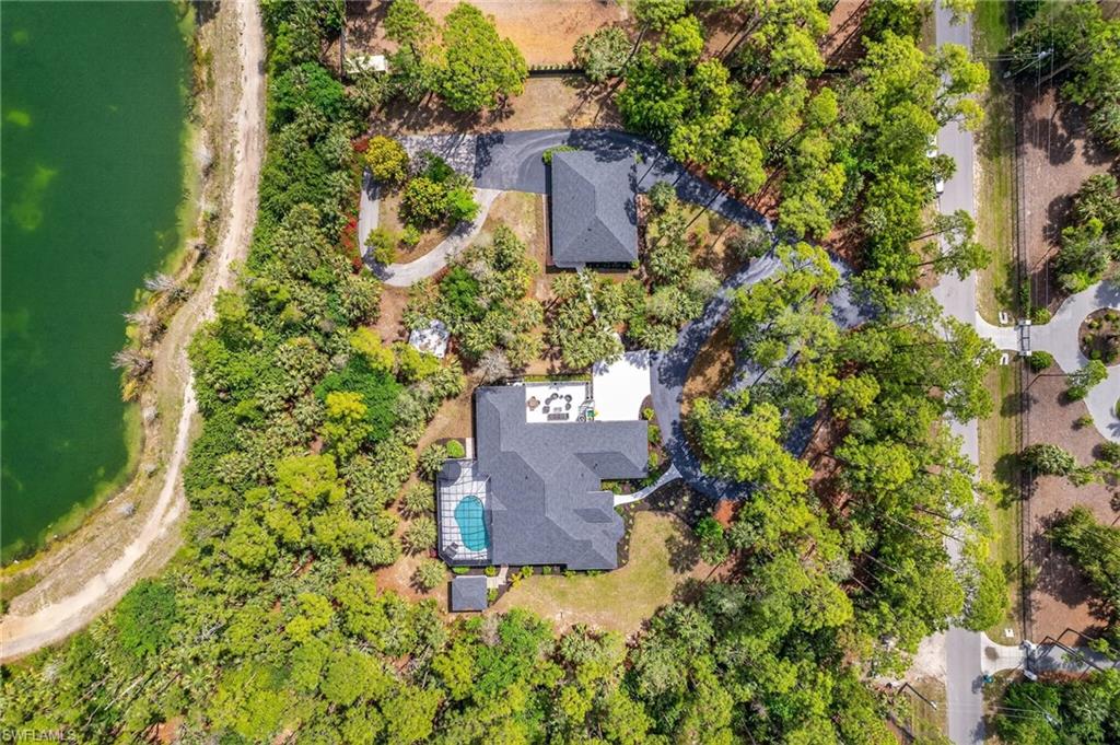 COLLIER WOODS - Residential