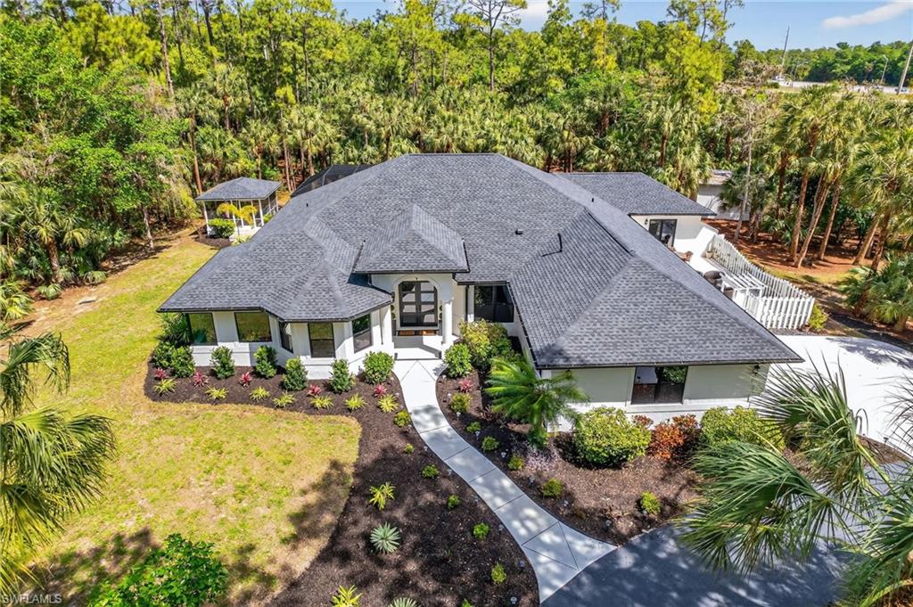 COLLIER WOODS - Residential