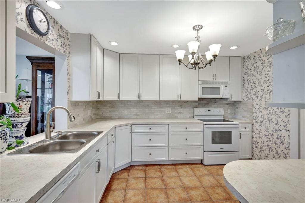 13530 Stratford Place CIR 104