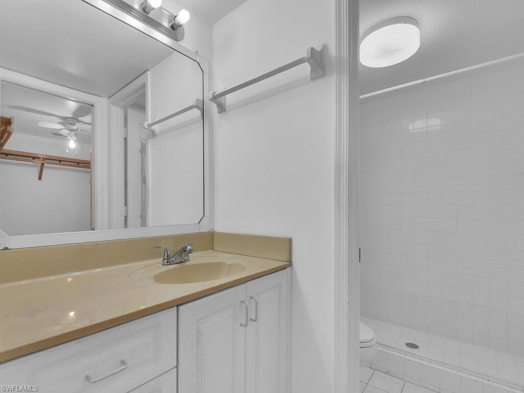 NAPLES SANDPIPER BAY CLUB - Residential