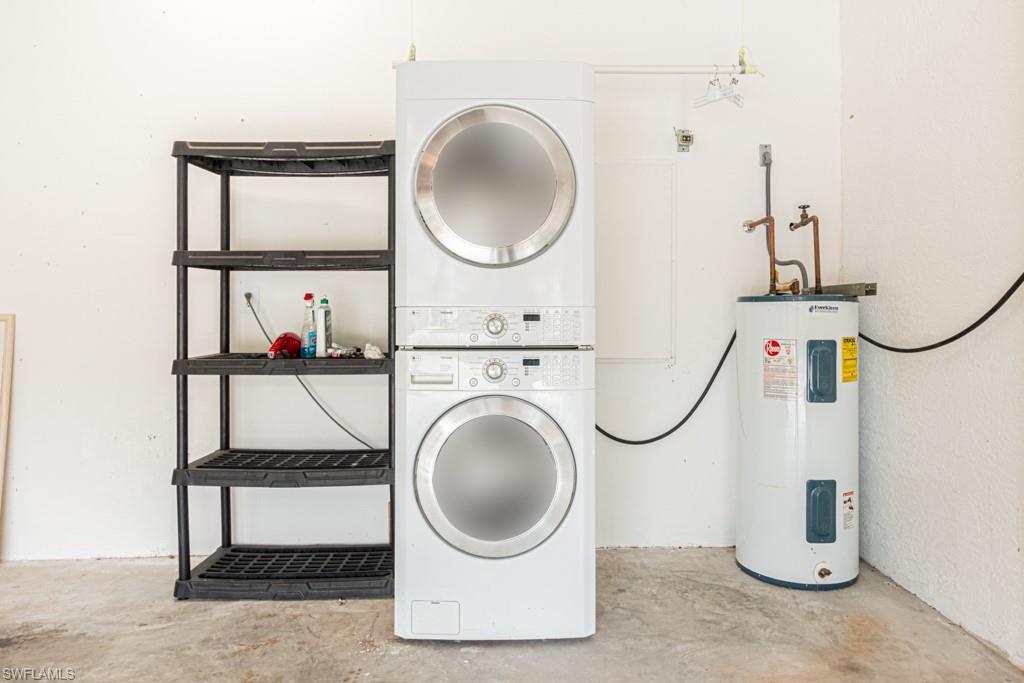 SABAL LAKE - Residential