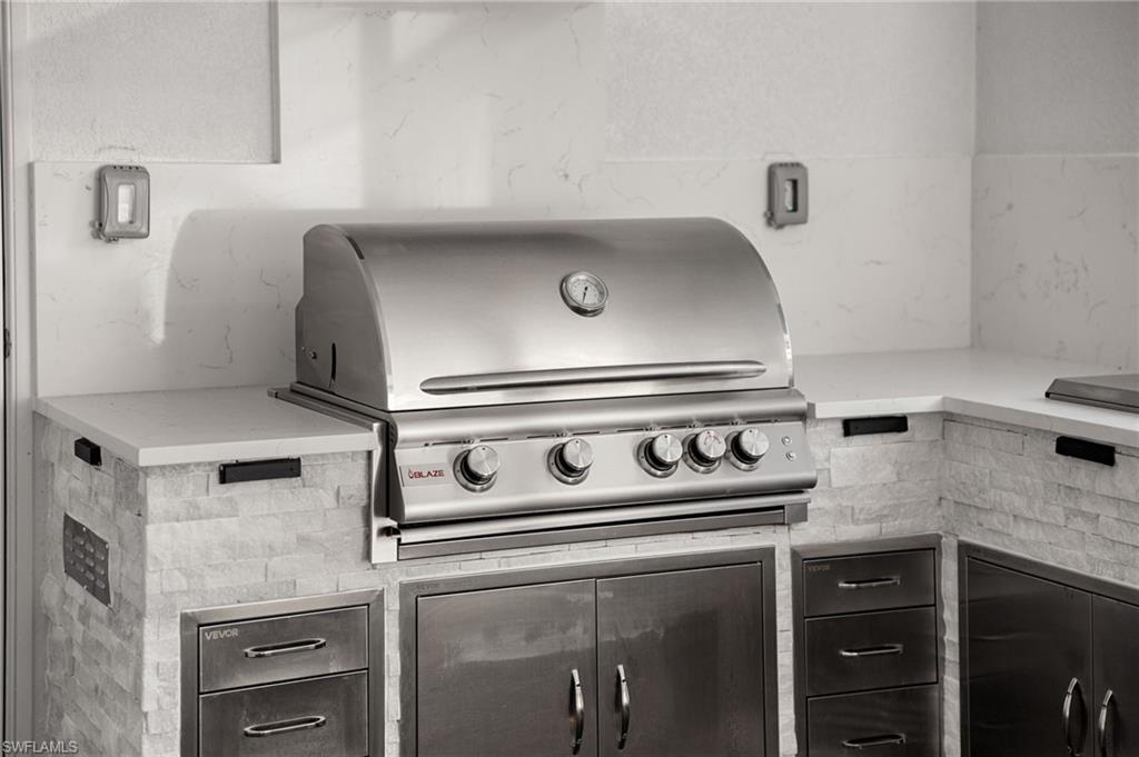 SAN CARLOS ESTATES - Residential