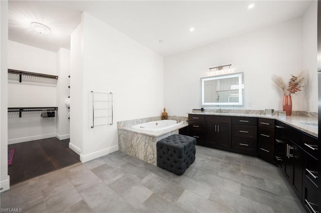 SAN CARLOS ESTATES - Residential