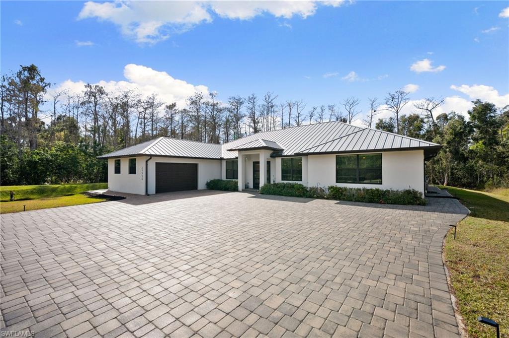 SAN CARLOS ESTATES - Residential