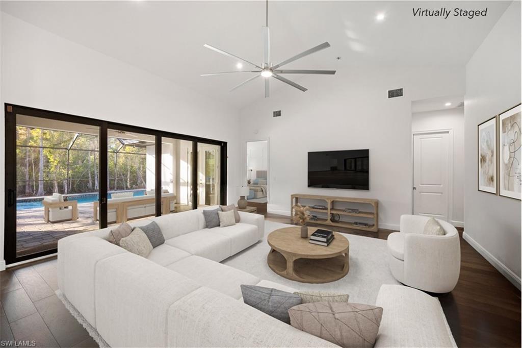 SAN CARLOS ESTATES - Residential