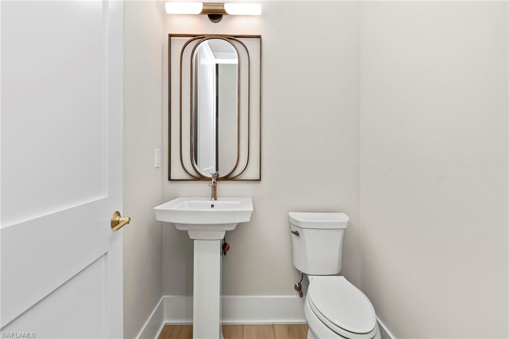 PARROT CAY - Residential