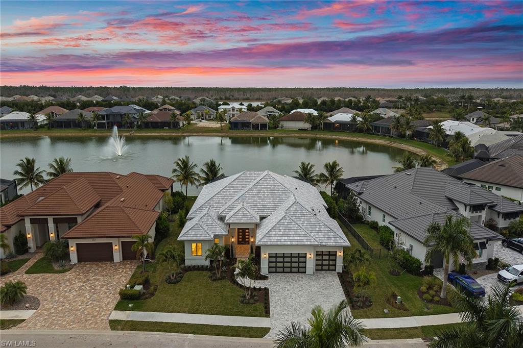 PARROT CAY - Residential