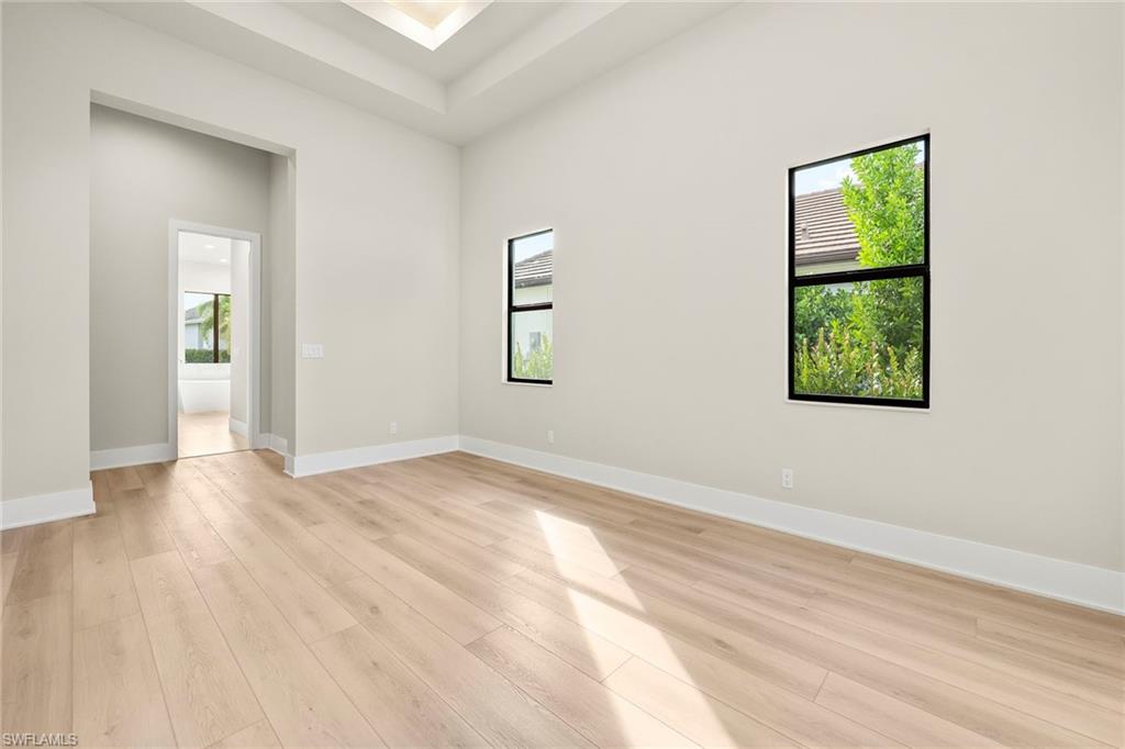 PARROT CAY - Residential