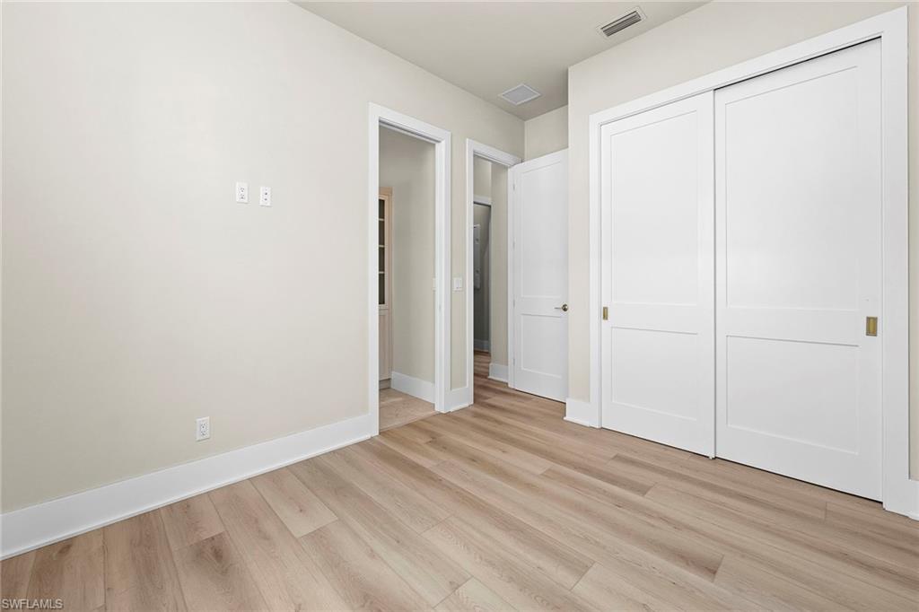 PARROT CAY - Residential