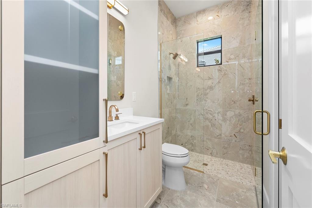 PARROT CAY - Residential