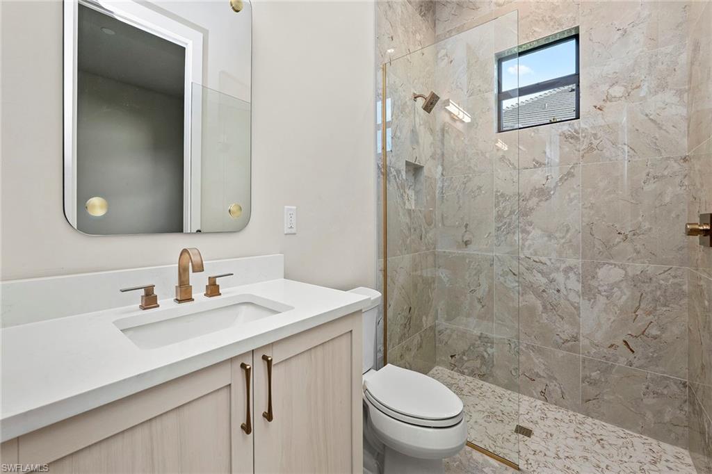 PARROT CAY - Residential