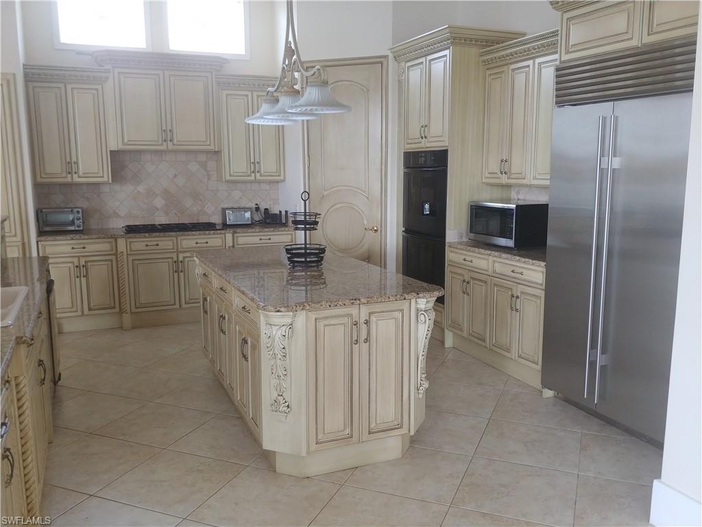 MARCO ISLAND - Residential