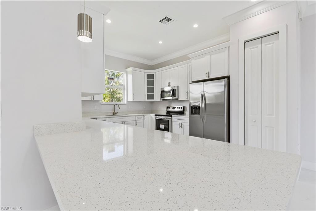 GOLDEN GATE ESTATES - Residential