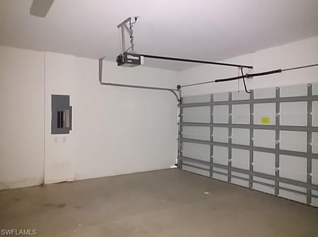 LAGUNA LAKES - Residential