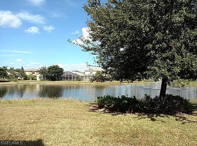 LAGUNA LAKES - Residential