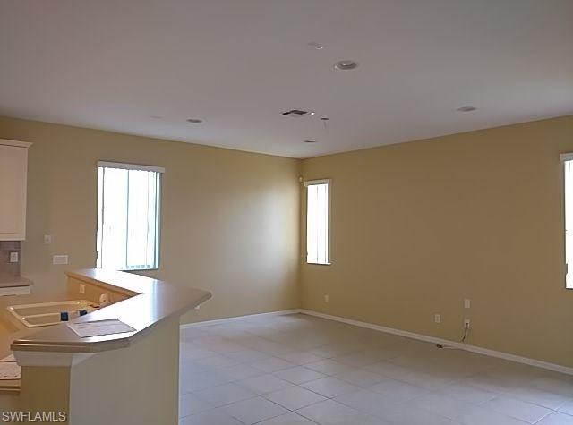 LAGUNA LAKES - Residential