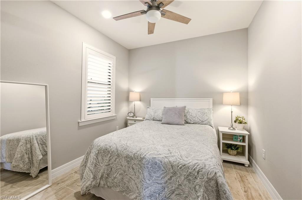 AVERY SQUARE - Residential