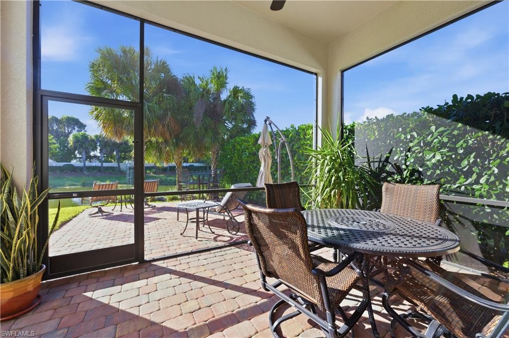 AVERY SQUARE - Residential