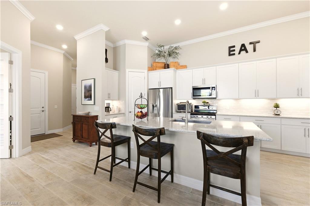 AVERY SQUARE - Residential