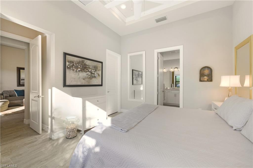 AVERY SQUARE - Residential