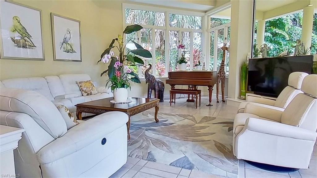 QUAIL WEST - Residential