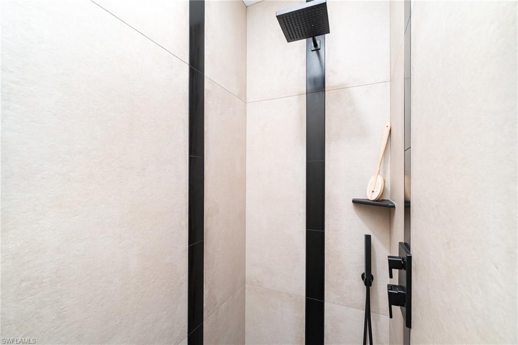 CLIPPER BAY VERANDAS CONDO - Residential Lease