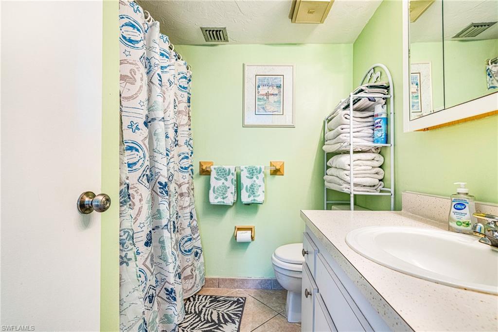 MARINER APTS MARCO ISLAND - Residential