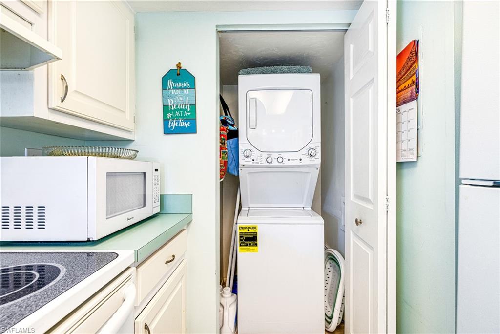 MARINER APTS MARCO ISLAND - Residential