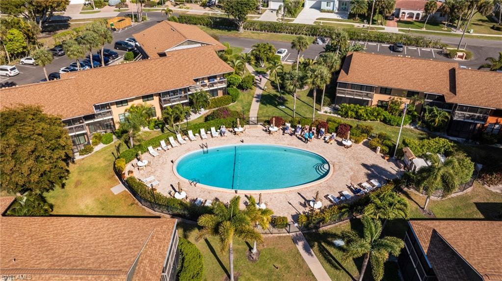 MARINER APTS MARCO ISLAND - Residential