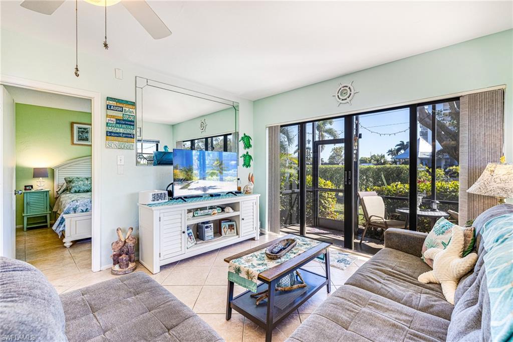 MARINER APTS MARCO ISLAND - Residential