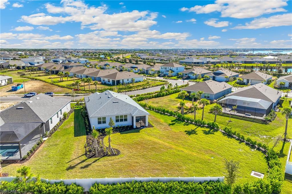 NORTHRIDGE - Residential