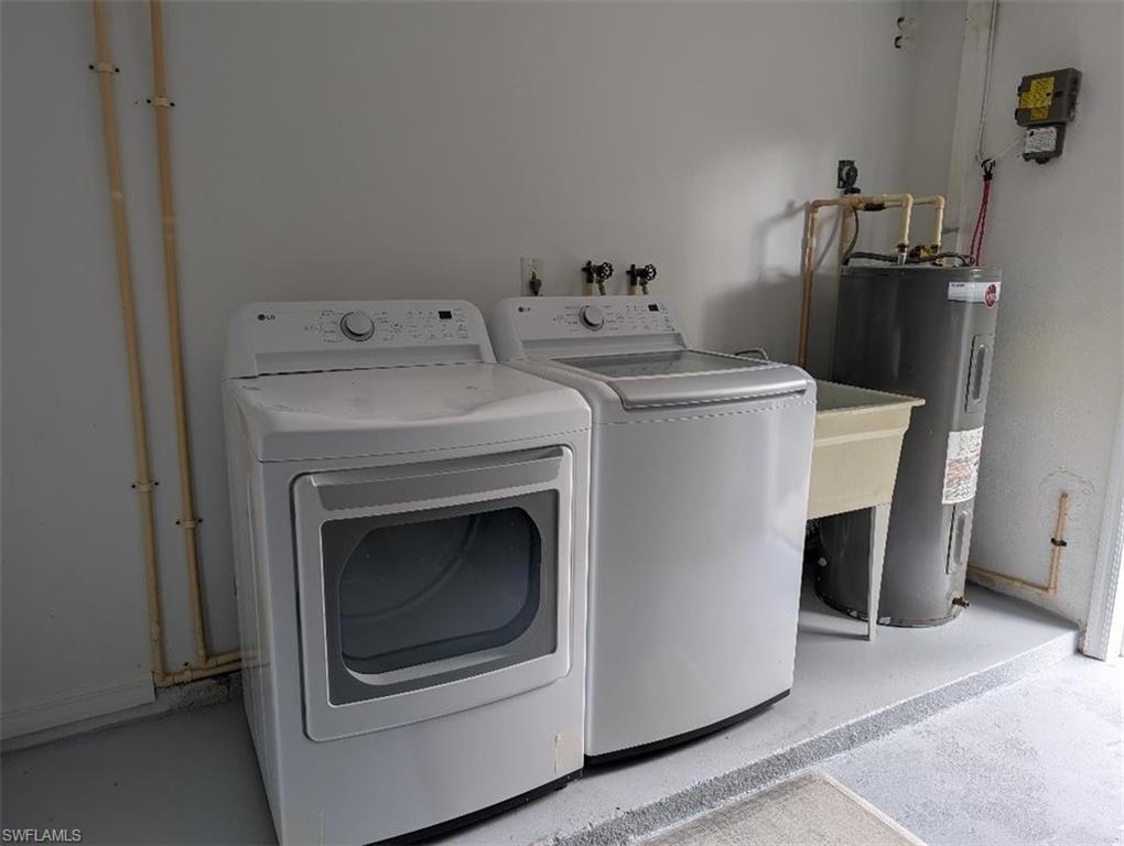 CAPE CORAL - Residential Lease