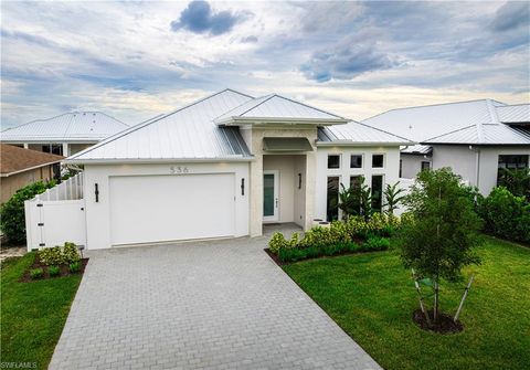 536 107th AVE N NAPLES FL 34108