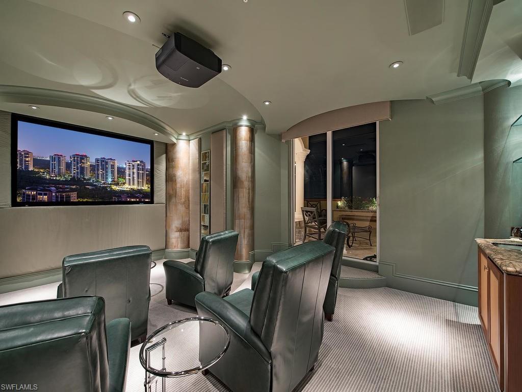 LA SCALA AT THE COLONY - Residential