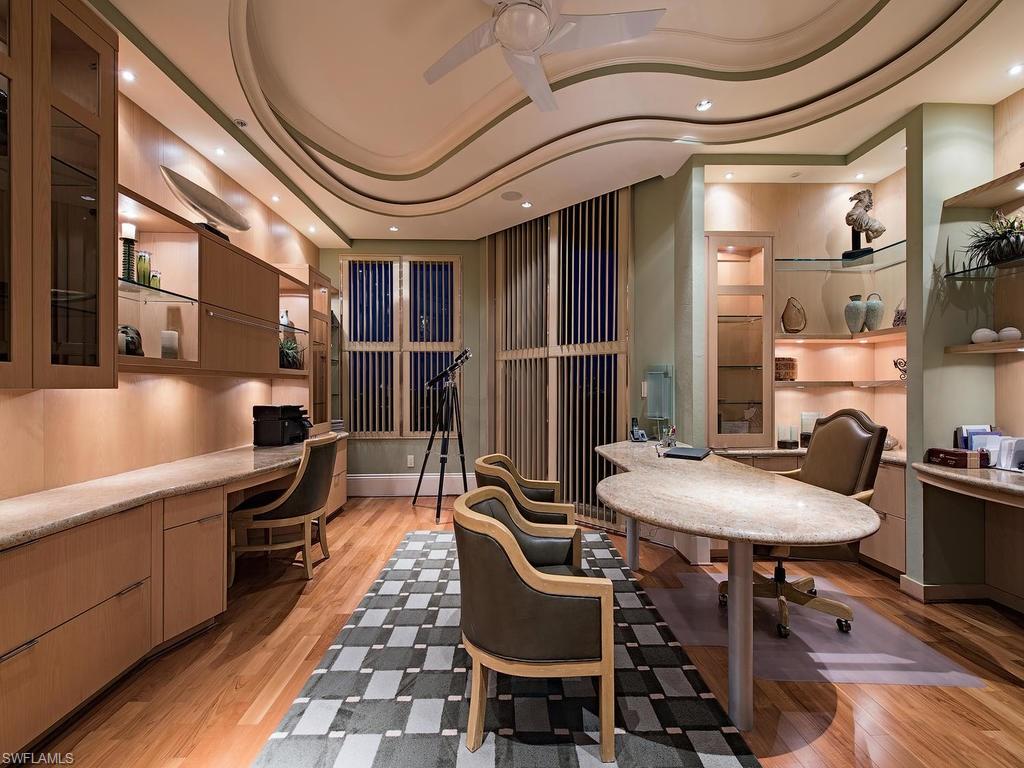 LA SCALA AT THE COLONY - Residential